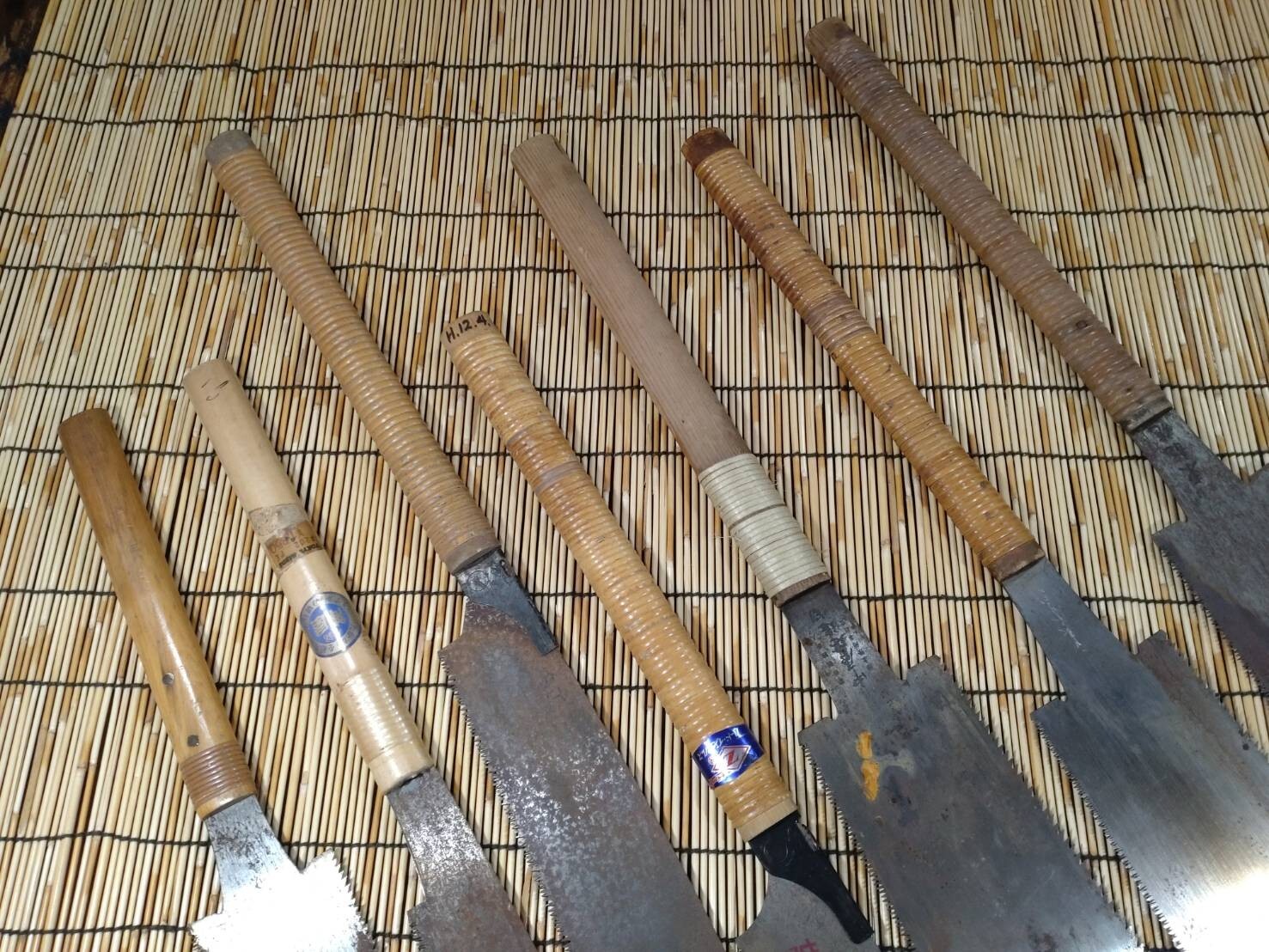 Broken Japanese vintage Pull Saw Draw Saw Carpentry Tool Japan blade 570mm GG321