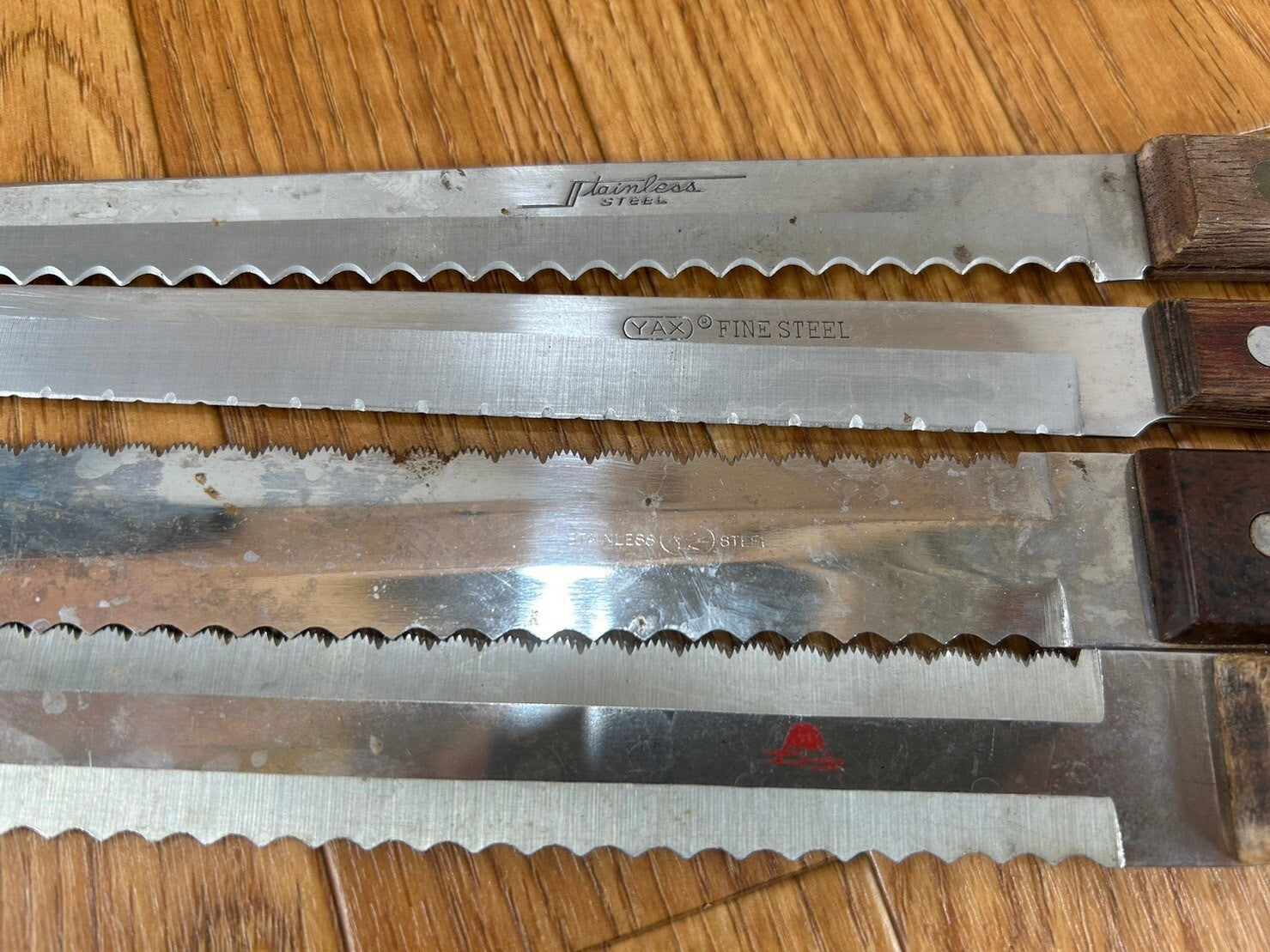 Damaged Lot of Japanese Chef's Kitchen Knives Bread set from Japan CA118