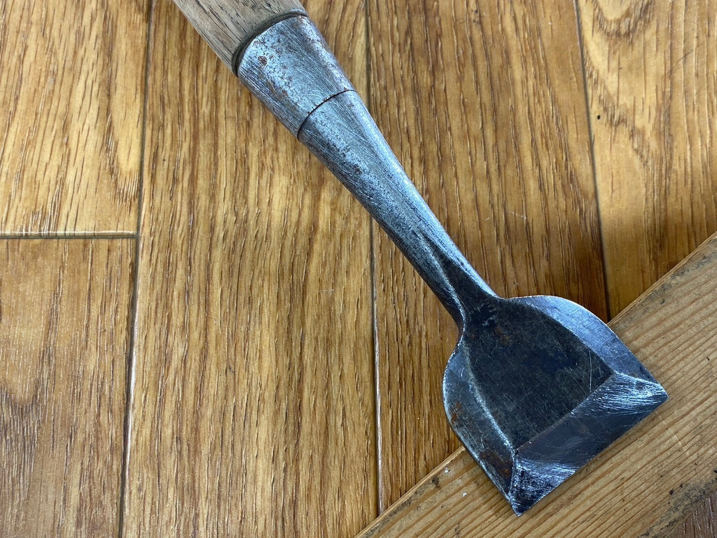Japanese vintage chisel Tsuki Nomi Japan Signed Vintage 43mm 423mm long HB792